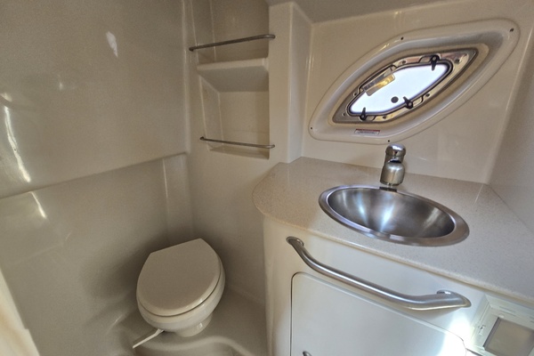 Gib N Tone 33ft Sea Ray Yacht For Sale