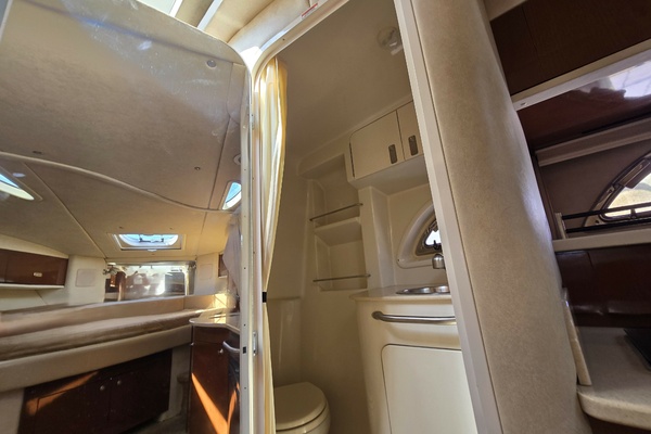 Gib N Tone 33ft Sea Ray Yacht For Sale