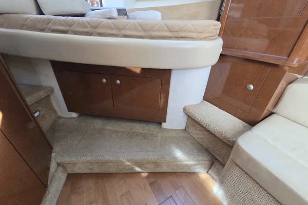Gib N Tone 33ft Sea Ray Yacht For Sale