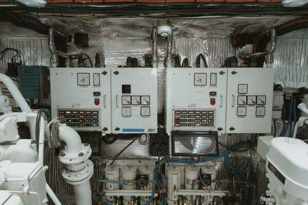 Oceanfast 87 Enclosed Bridge Sportfish Yacht For Sale