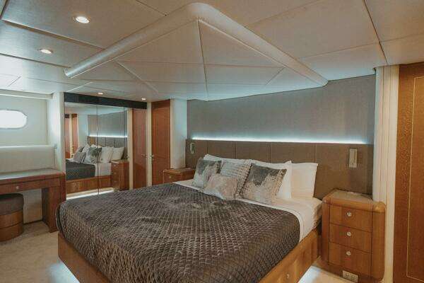 Oceanfast 87 Enclosed Bridge Sportfish Yacht For Sale