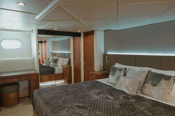 Oceanfast 87 Enclosed Bridge Sportfish Yacht For Sale