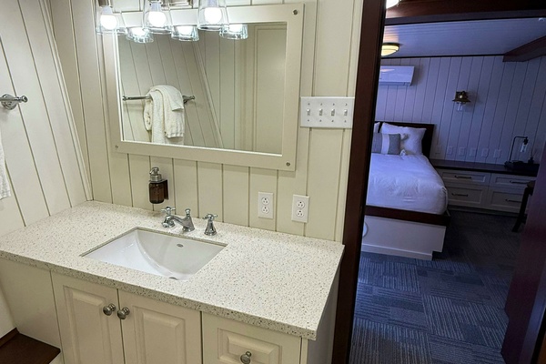 ANNE S PIERCE 120ft Glovertown Sy Yacht For Sale