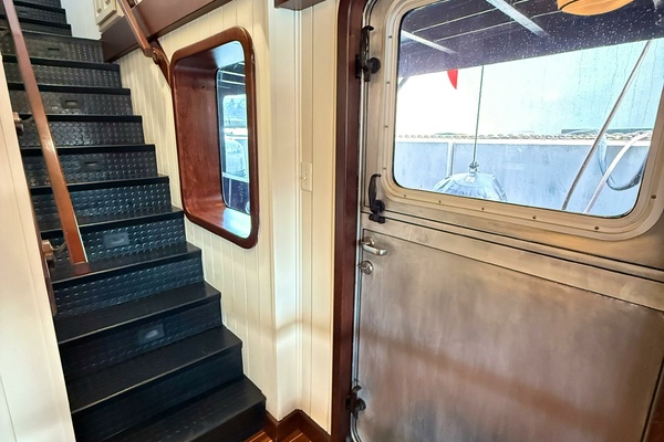 ANNE S PIERCE 120ft Glovertown Sy Yacht For Sale