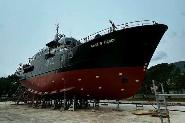 ANNE S PIERCE 120ft Glovertown Sy Yacht For Sale