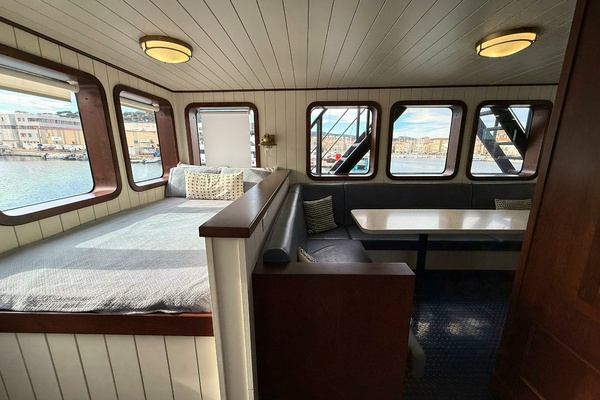 ANNE S PIERCE 120ft Glovertown Sy Yacht For Sale