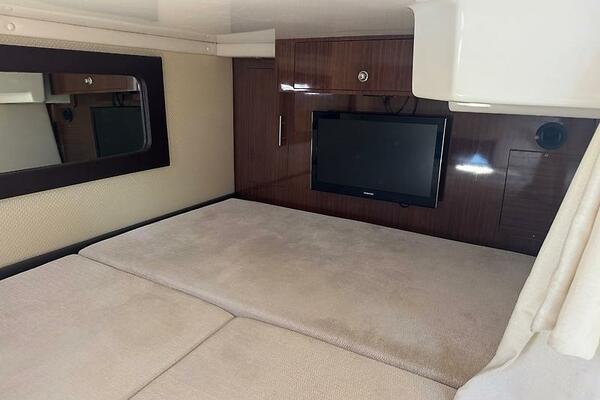 35ft Regal Yacht For Sale