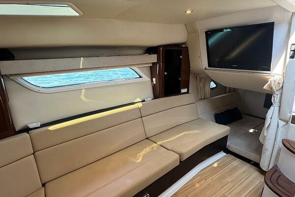 35ft Regal Yacht For Sale