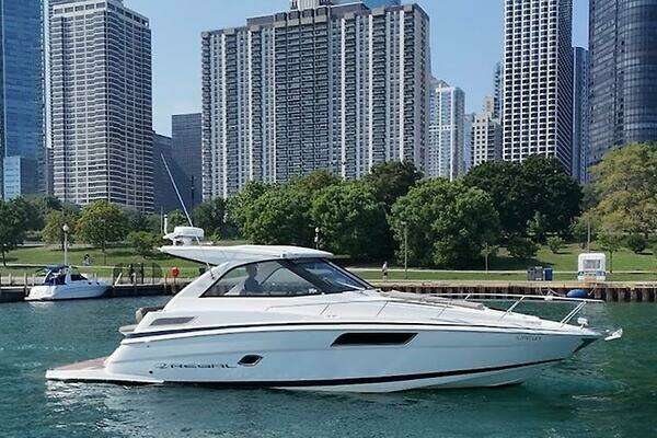35-ft-Regal-2013-35 Sport Coupe- Chicago Illinois United States  yacht for sale