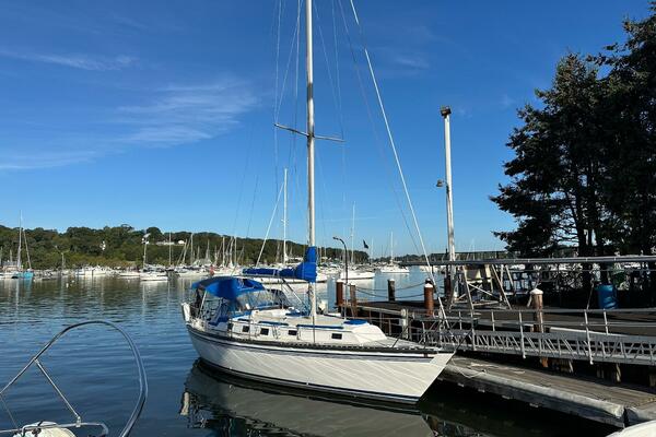 33ft Endeavour Yacht For Sale