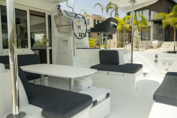 Wanderlust 40ft Lagoon Yacht For Sale
