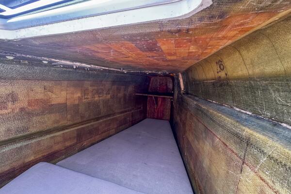 Wanderlust 40ft Lagoon Yacht For Sale