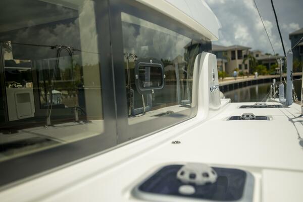 Wanderlust 40ft Lagoon Yacht For Sale