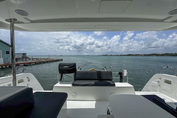 Wanderlust 40ft Lagoon Yacht For Sale