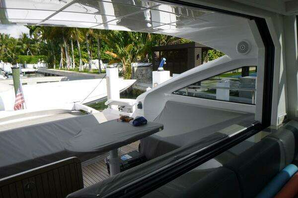 Pershing 62 Yacht For Sale