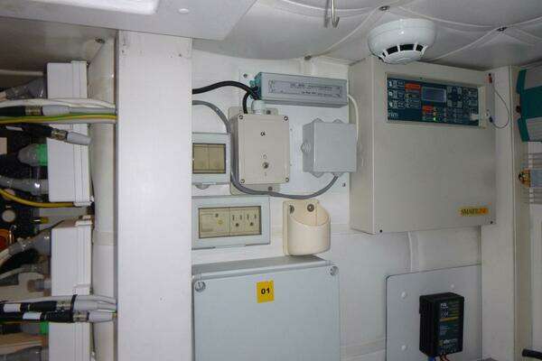 Pershing 62 Yacht For Sale