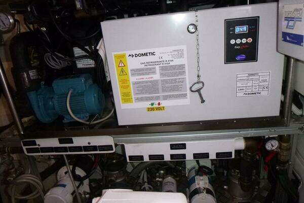 Pershing 62 Yacht For Sale