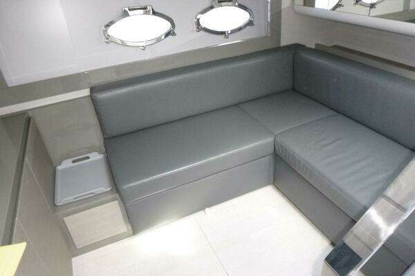 Pershing 62 Yacht For Sale