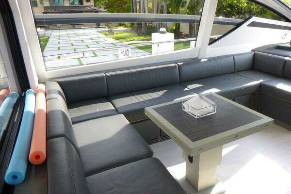 Pershing 62 Yacht For Sale