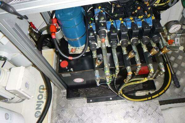 Pershing 62 Yacht For Sale