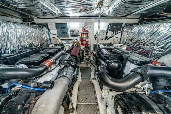 Princess 64 Flybridge Yacht For Sale