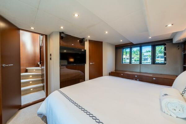AQUAVITA 64ft Princess Yacht For Sale