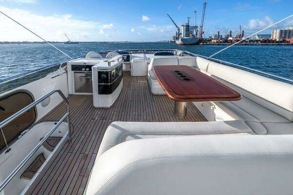 Princess 64 Flybridge Yacht For Sale