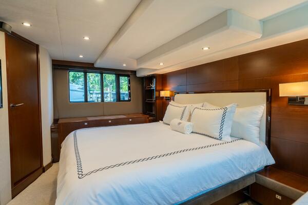 AQUAVITA 64ft Princess Yacht For Sale