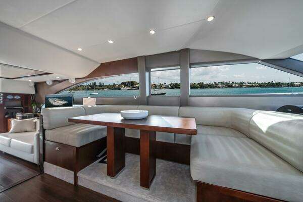 Princess 64 Flybridge Yacht For Sale