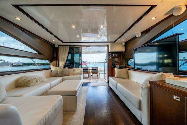 Princess 64 Flybridge Yacht For Sale