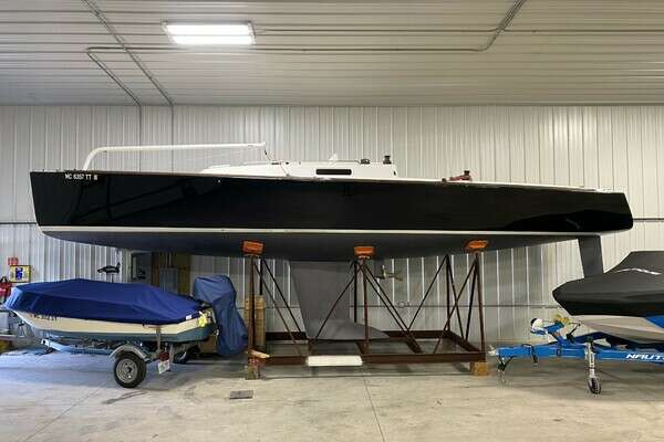33-ft-J Boats-2014-J-100-Harbor Springs Michigan United States yacht for sale