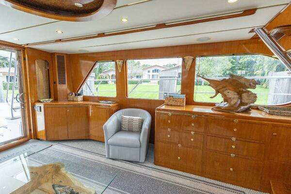 Ocean Alexander Raised Pilothouse Flybridge Sedan Yacht For Sale