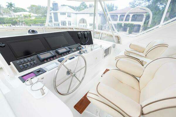 Ocean Alexander Raised Pilothouse Flybridge Sedan Yacht For Sale