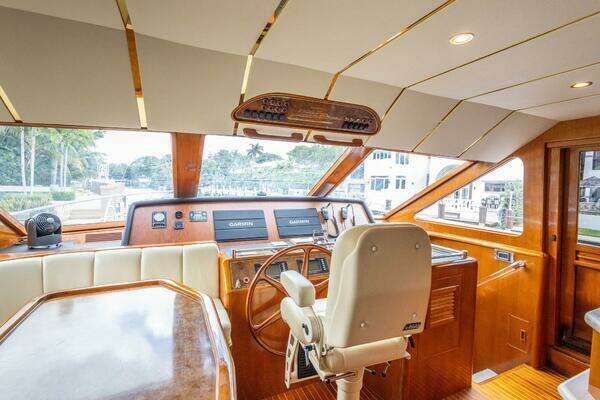 Ocean Alexander Raised Pilothouse Flybridge Sedan Yacht For Sale
