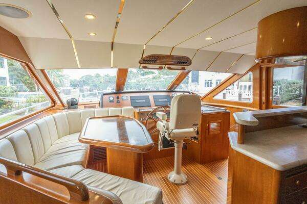 Ocean Alexander Raised Pilothouse Flybridge Sedan Yacht For Sale