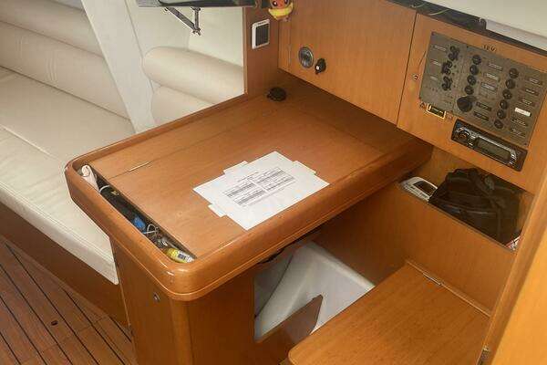 Beneteau First 10R Yacht For Sale