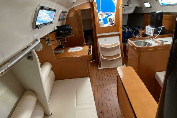 Beneteau First 10R Yacht For Sale