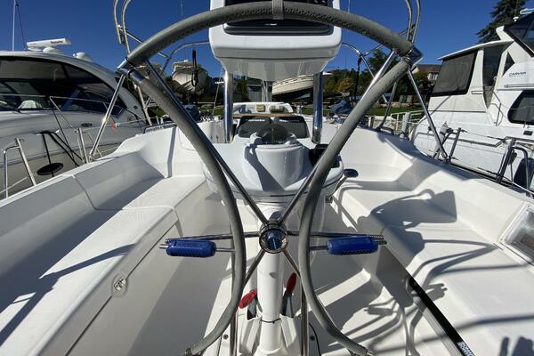 Dolce Vita 41ft Hunter Yacht For Sale