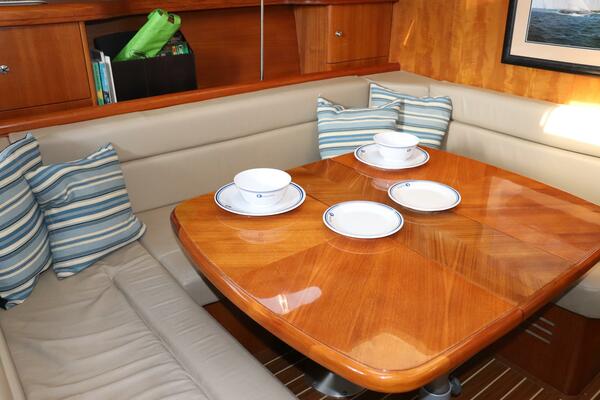 Dolce Vita 41ft Hunter Yacht For Sale