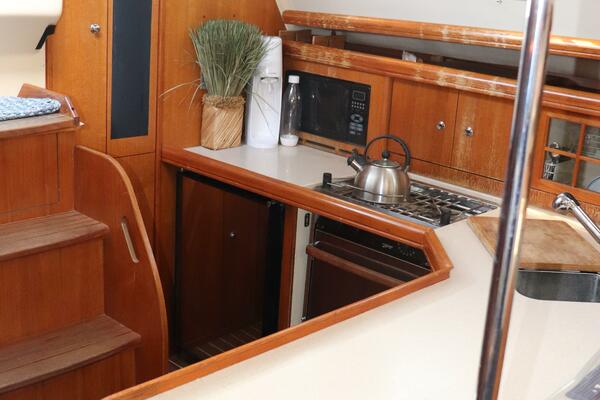 Dolce Vita 41ft Hunter Yacht For Sale