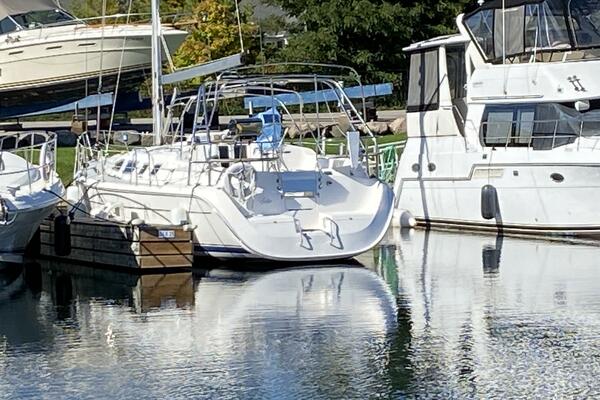 Dolce Vita 41ft Hunter Yacht For Sale