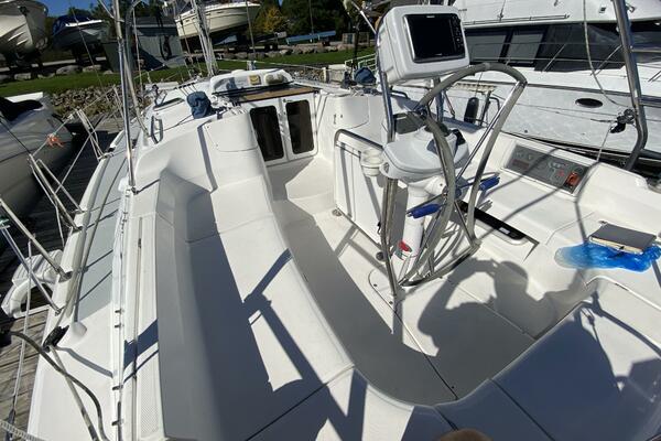 Dolce Vita 41ft Hunter Yacht For Sale