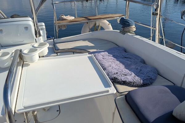 Dolce Vita 41ft Hunter Yacht For Sale