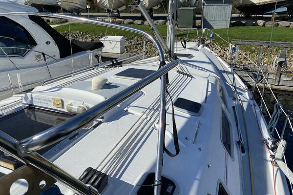 Dolce Vita 41ft Hunter Yacht For Sale