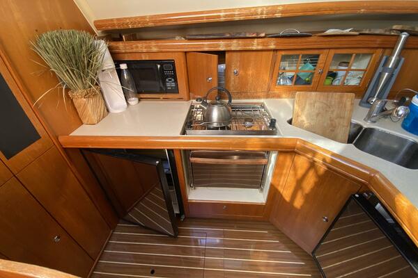 Dolce Vita 41ft Hunter Yacht For Sale
