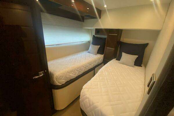 Marquis 55 LS Yacht For Sale