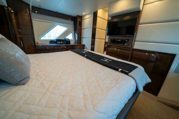 Marquis 55 LS Yacht For Sale