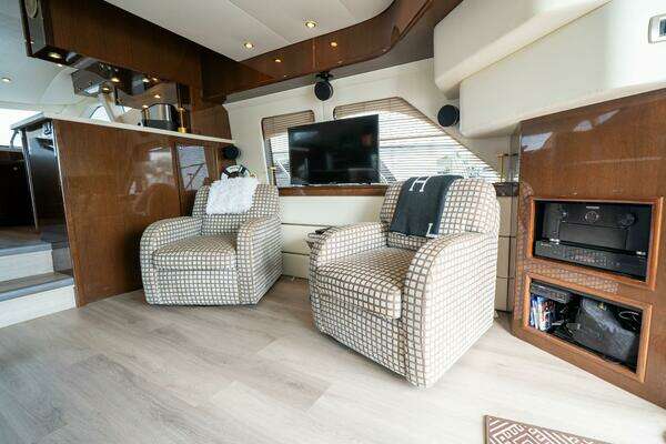 Marquis 55 LS Yacht For Sale