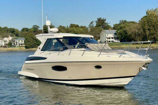 42-ft-Regal-2018-42 Sport Coupe- Greenwich Connecticut United States  yacht for sale