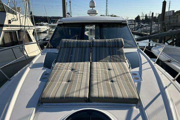 Regal 42 Sport Coupe Yacht For Sale